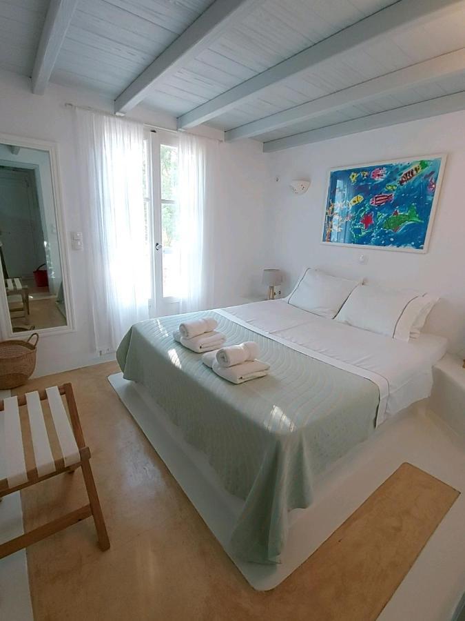 Simos Suites Elafónisos Exterior foto