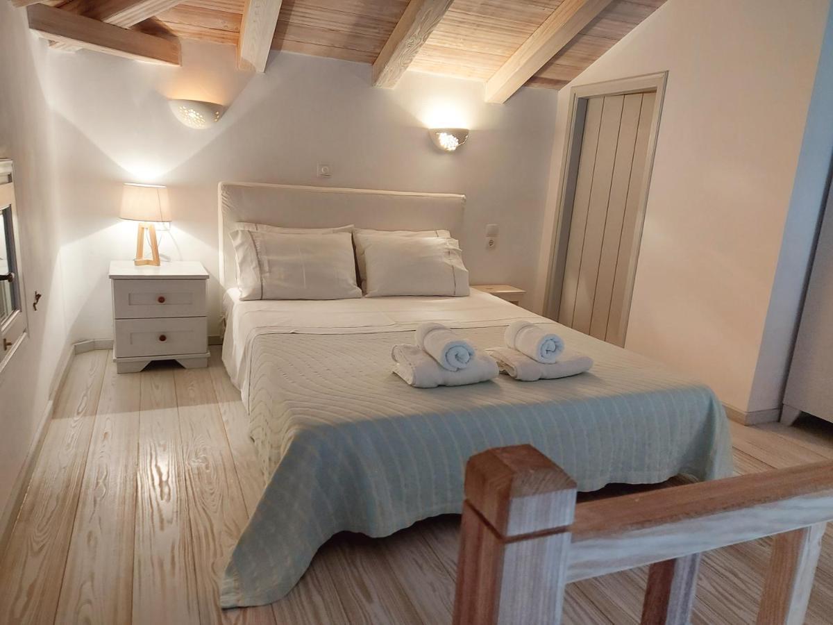 Simos Suites Elafónisos Exterior foto